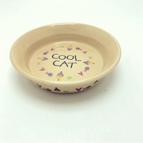 Cool Cat Cream Ceramic Cat Dish Small - Picture 4 of 4